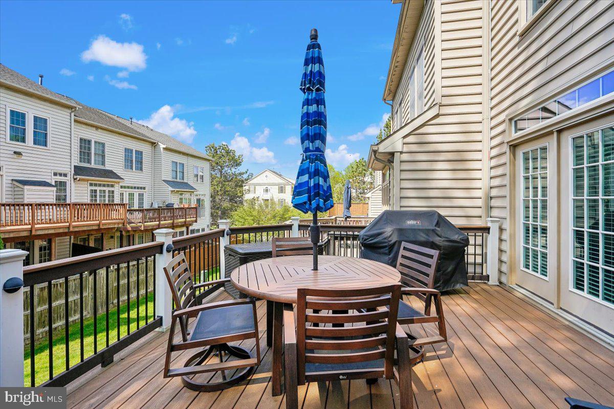 STONE CREEK CROSSING - Residential Lease