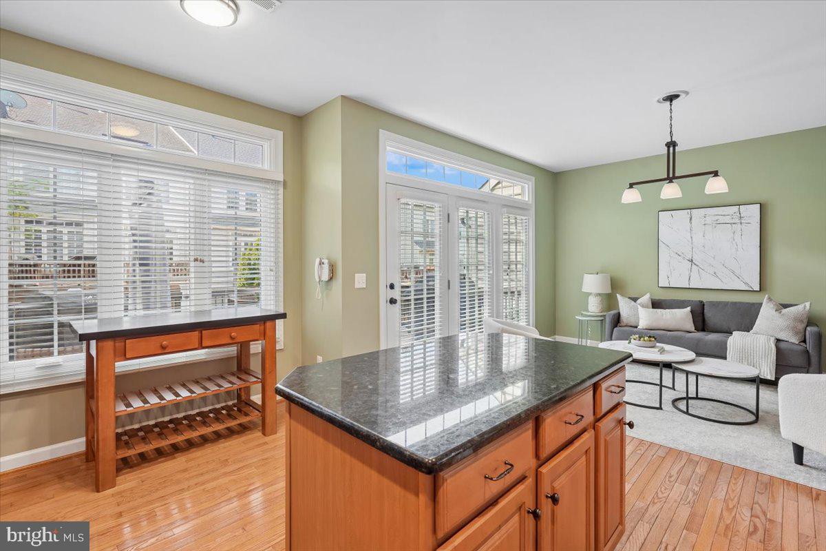 STONE CREEK CROSSING - Residential Lease