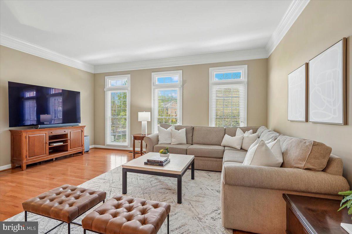 STONE CREEK CROSSING - Residential Lease