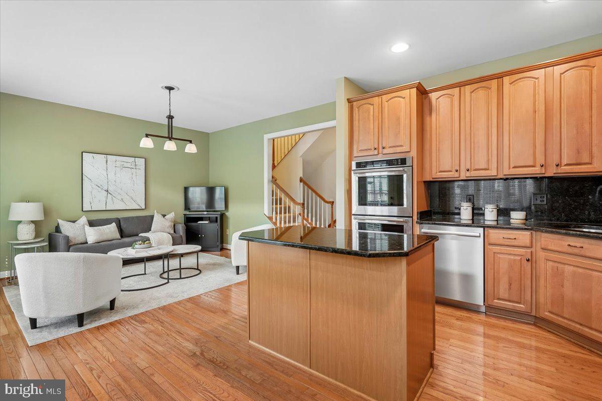 STONE CREEK CROSSING - Residential Lease