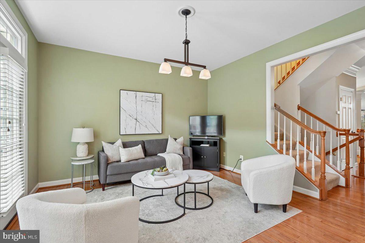 STONE CREEK CROSSING - Residential Lease