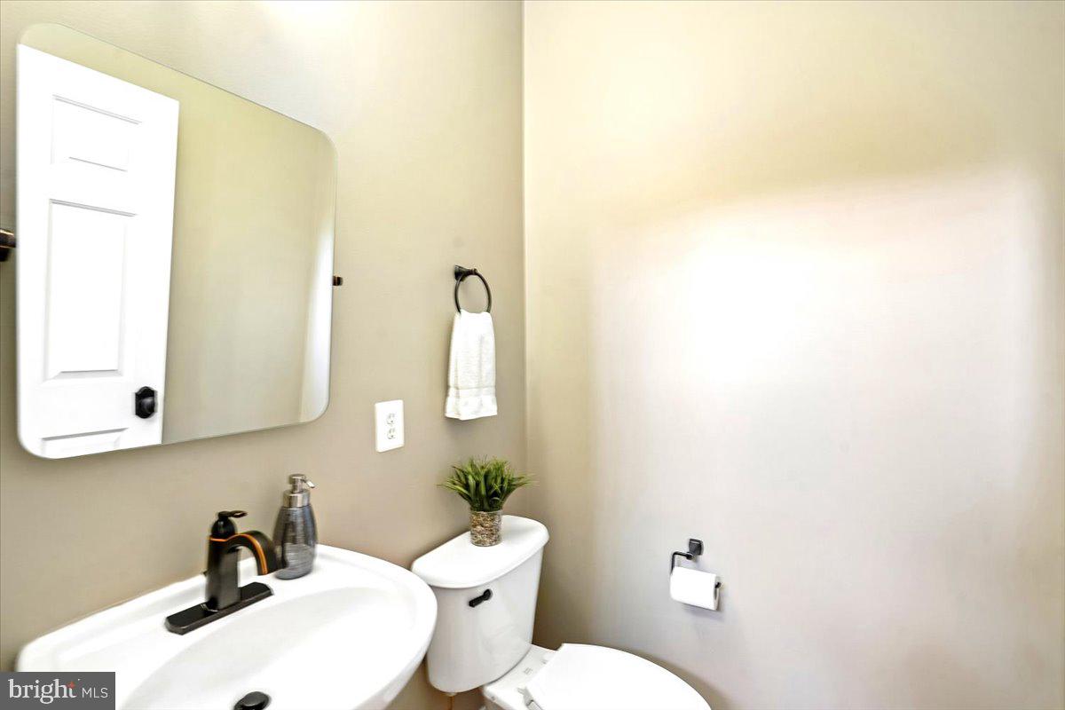 STONE CREEK CROSSING - Residential Lease