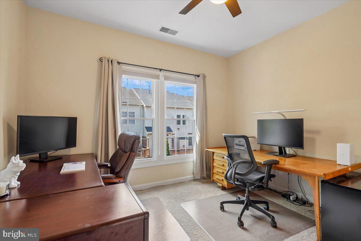 STONE CREEK CROSSING - Residential Lease