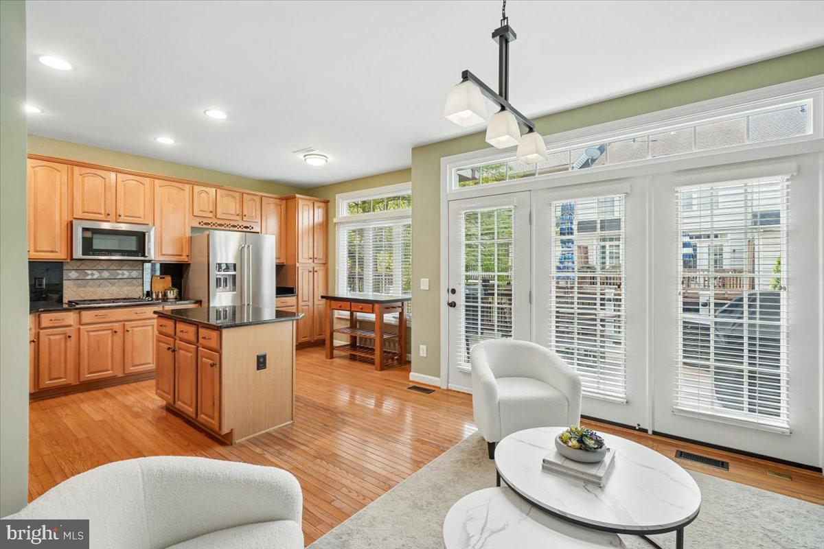 STONE CREEK CROSSING - Residential Lease