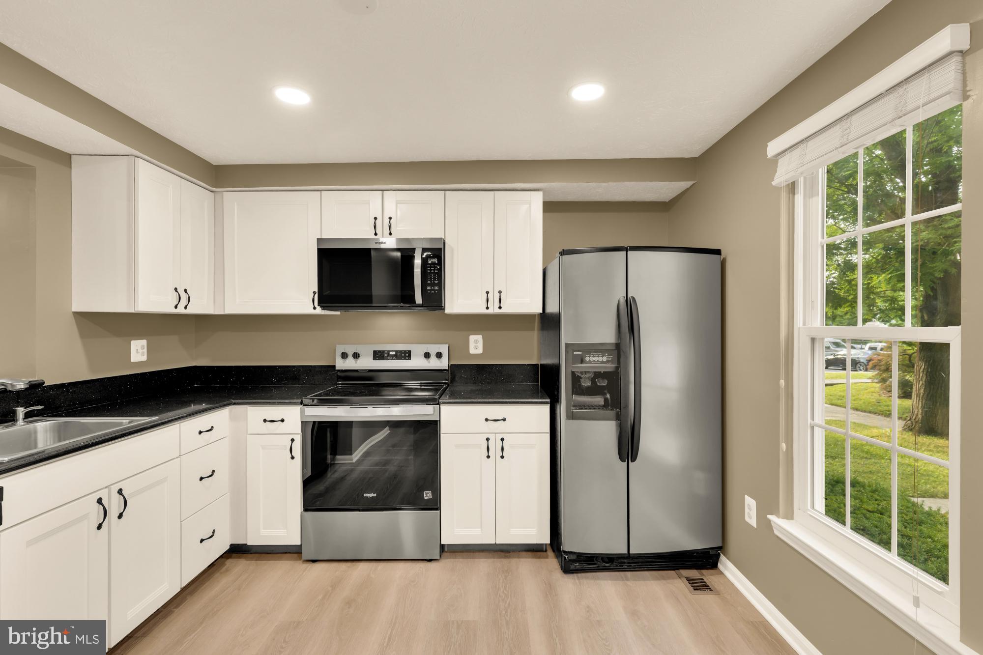 SILVER SPRING CNTRY CLUB - Residential