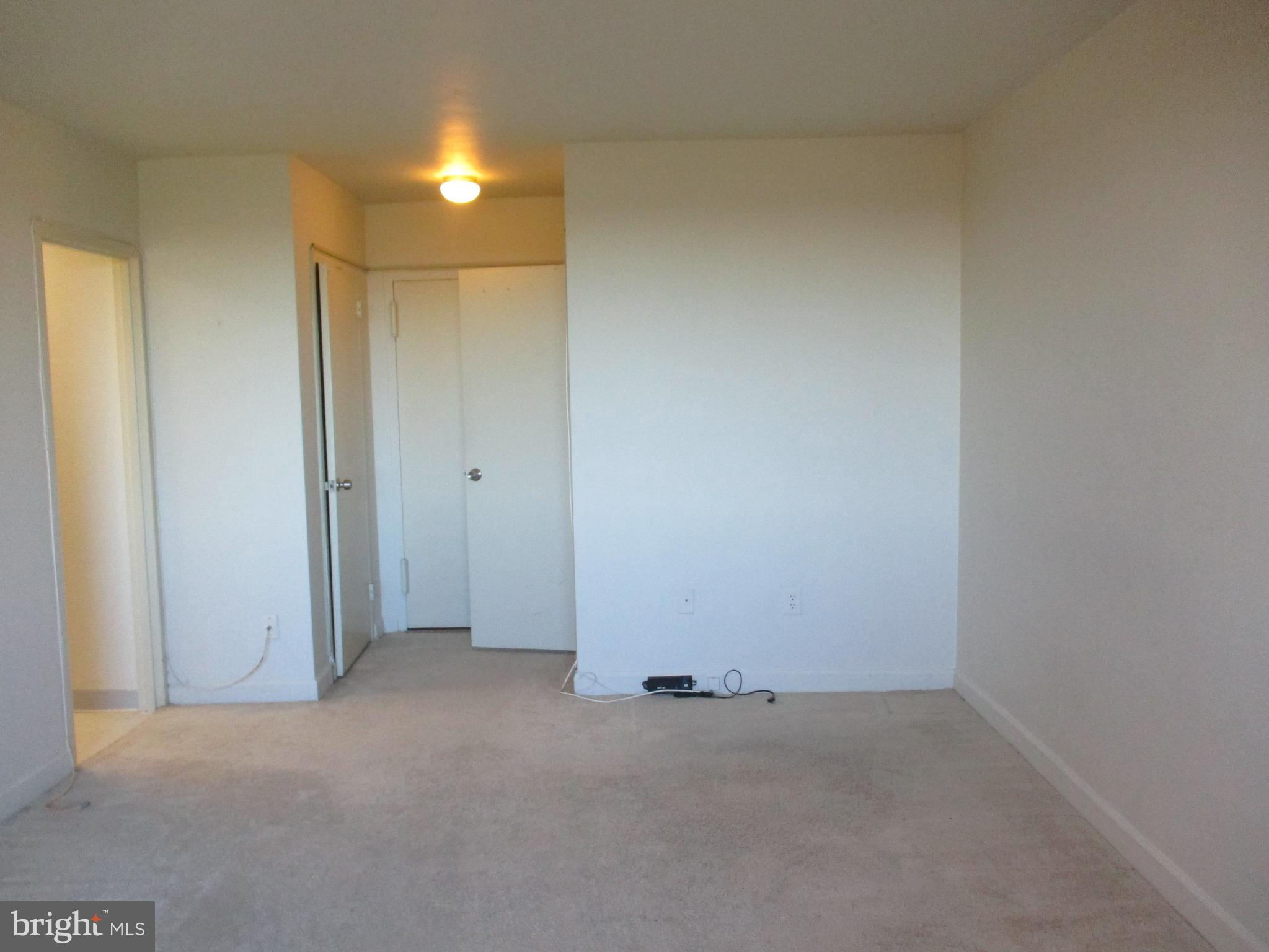 RIVER PLACE - Residential Lease