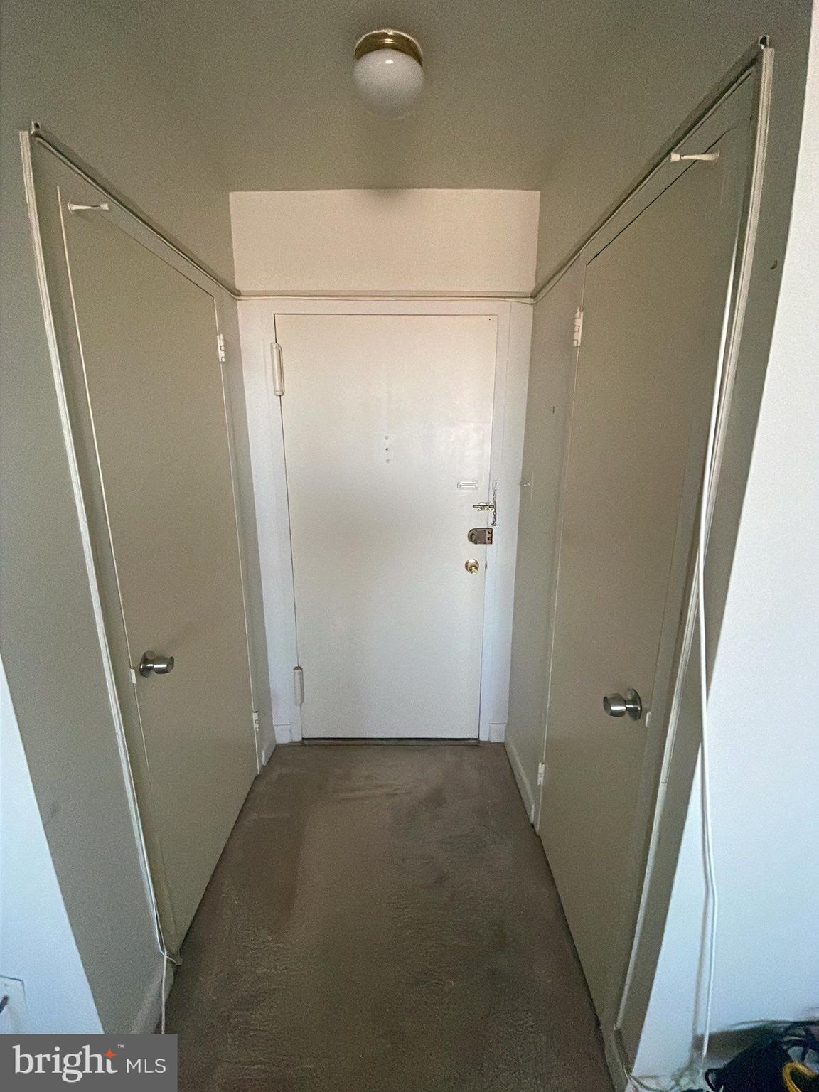 RIVER PLACE - Residential Lease