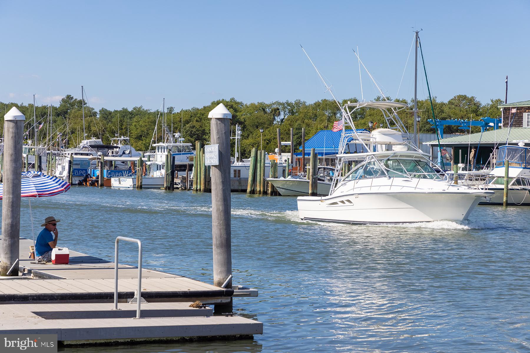 FISHERS COVE - Land