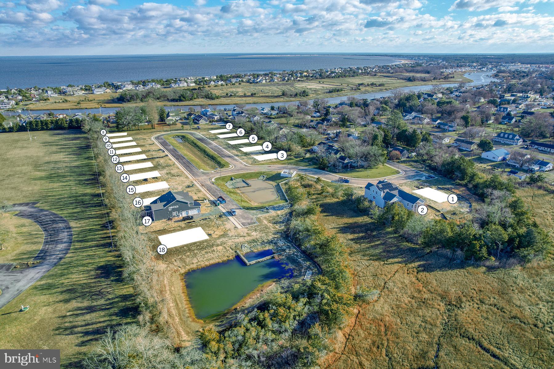 FISHERS COVE - Land