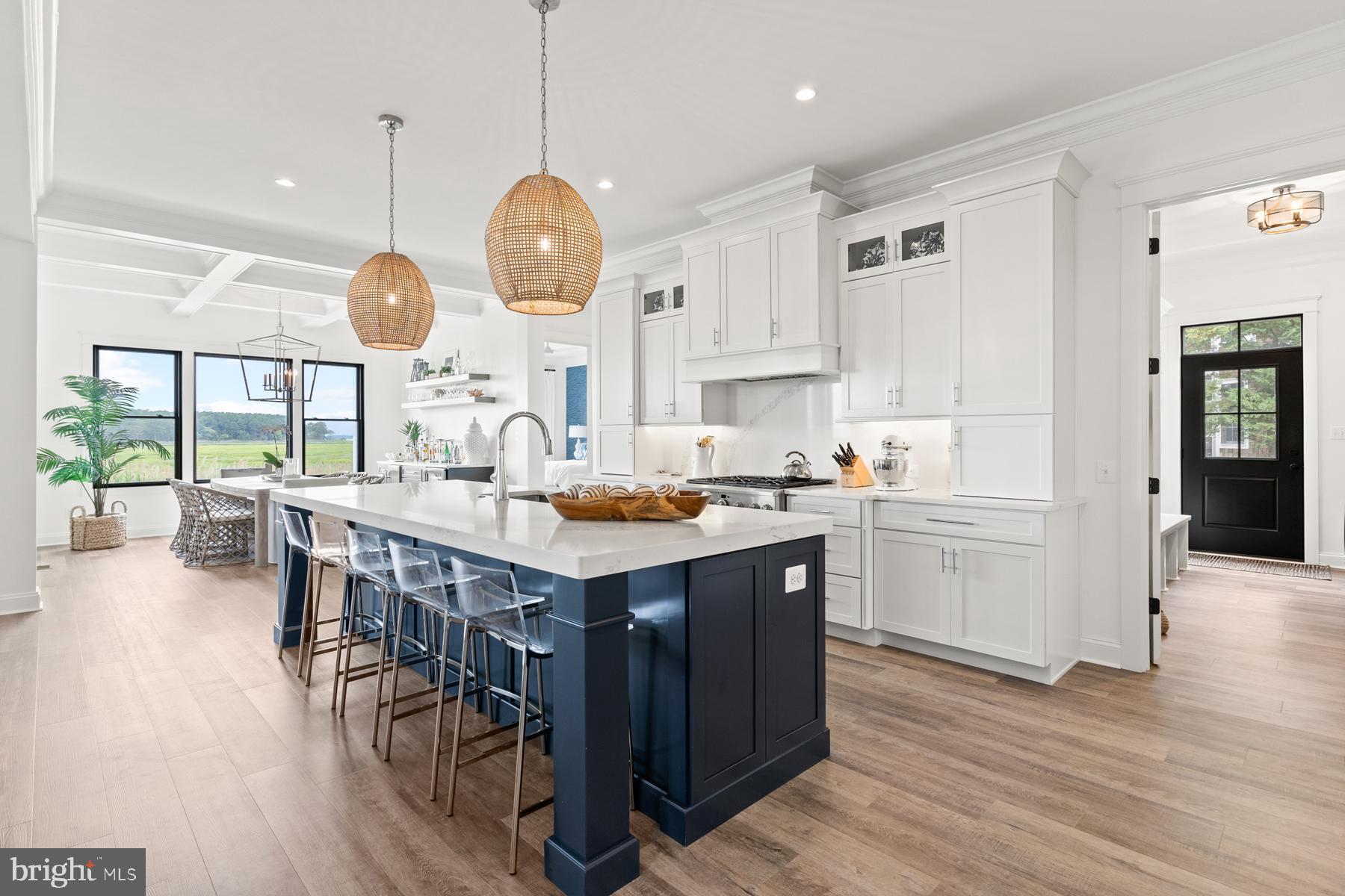 FISHERS COVE - Land