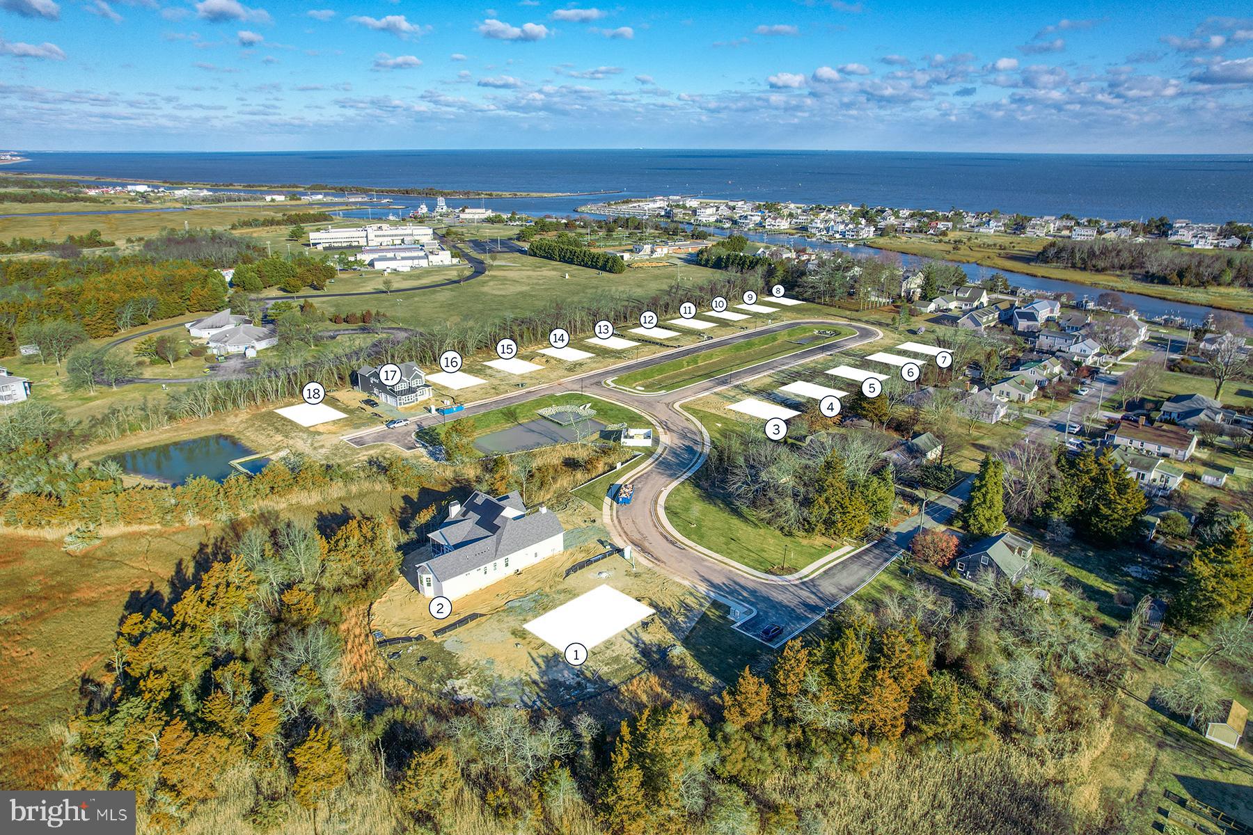 FISHERS COVE - Land