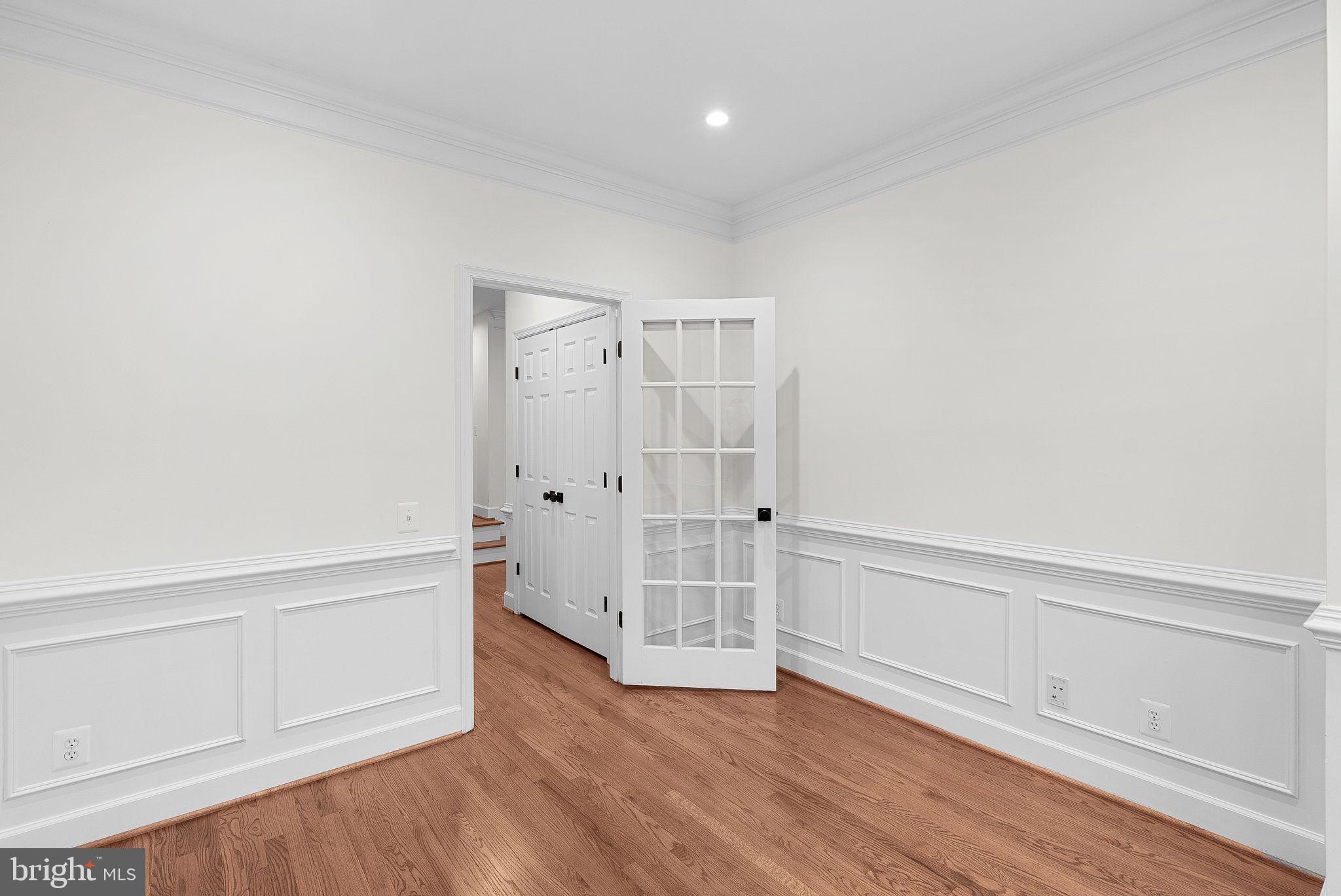 RED CEDAR MIDDLE VILLAGE - Residential