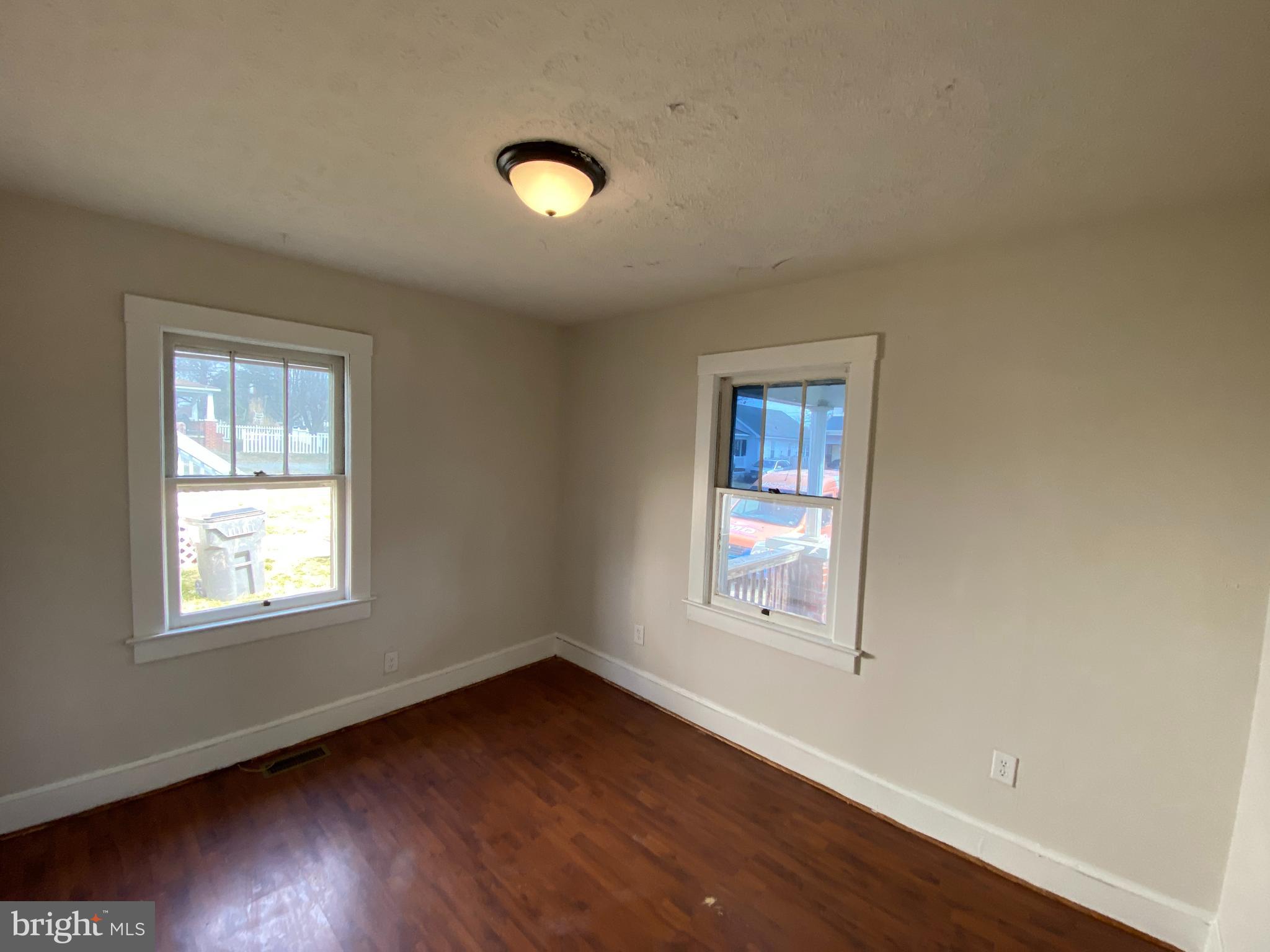 SYLVANIA HEIGHTS - Residential Lease