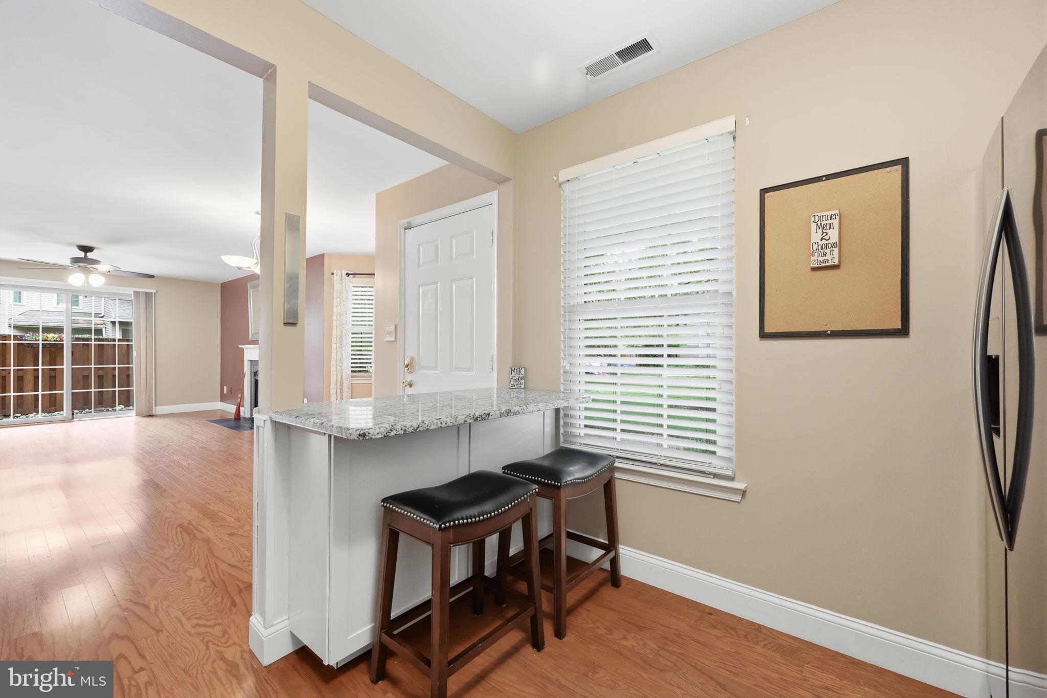 MAKEFIELD GLEN - Residential