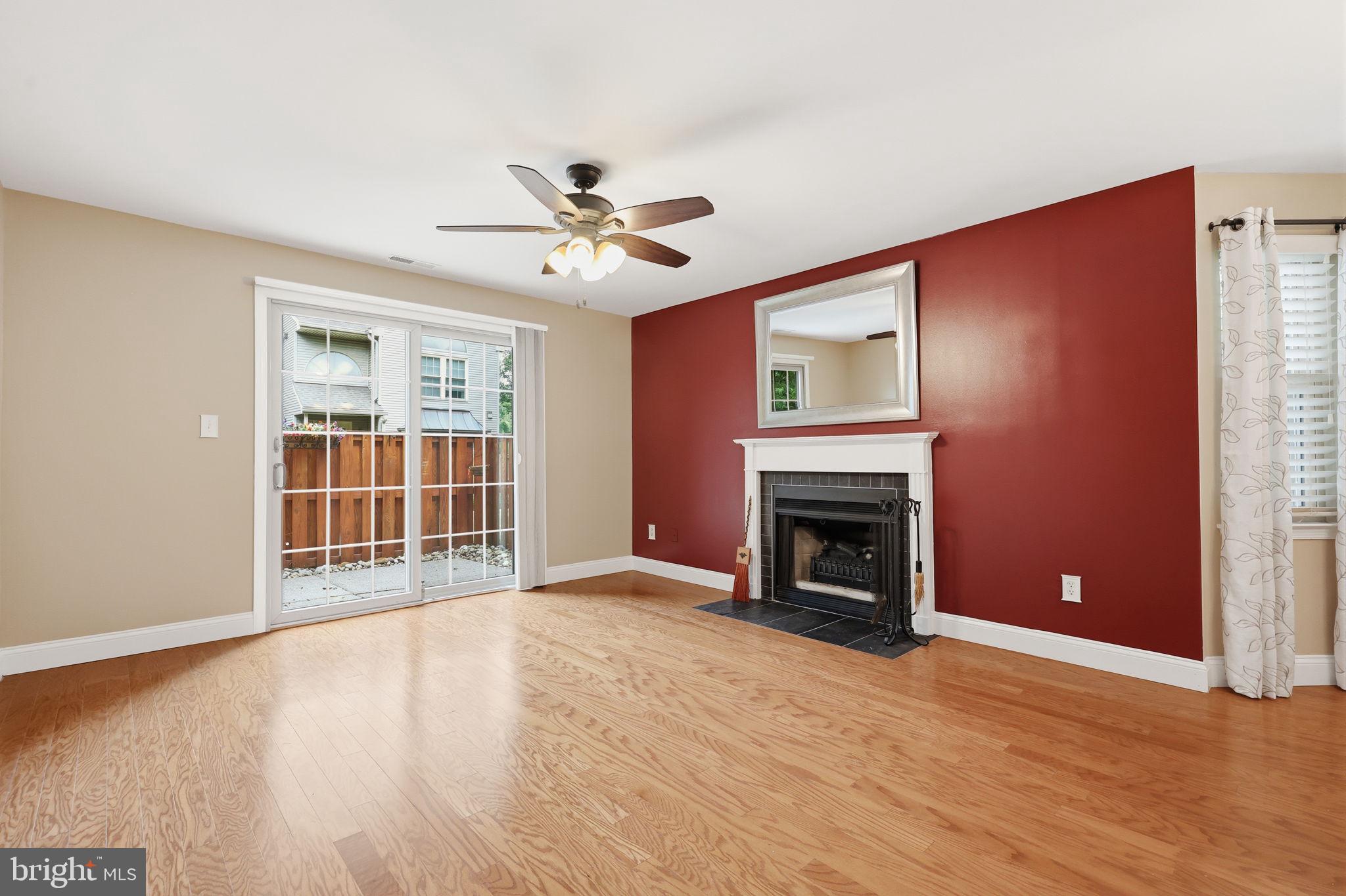 MAKEFIELD GLEN - Residential