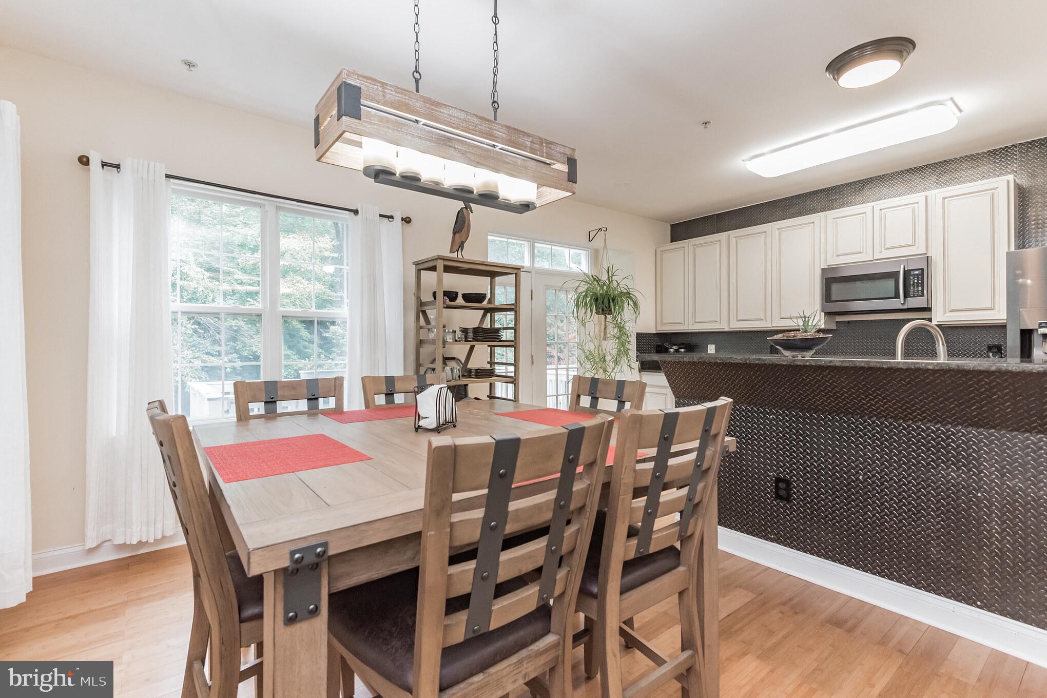 KING FARM WATKINS POND - Residential