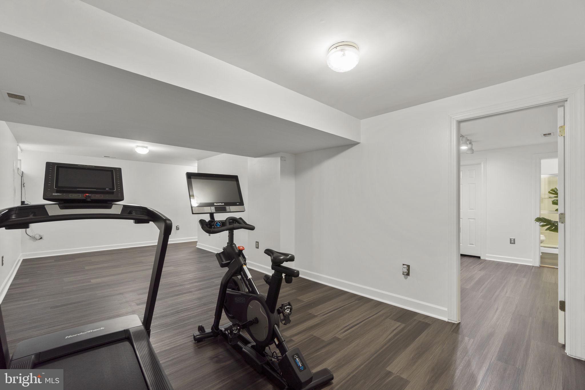 WORTHINGTON PARK - Residential