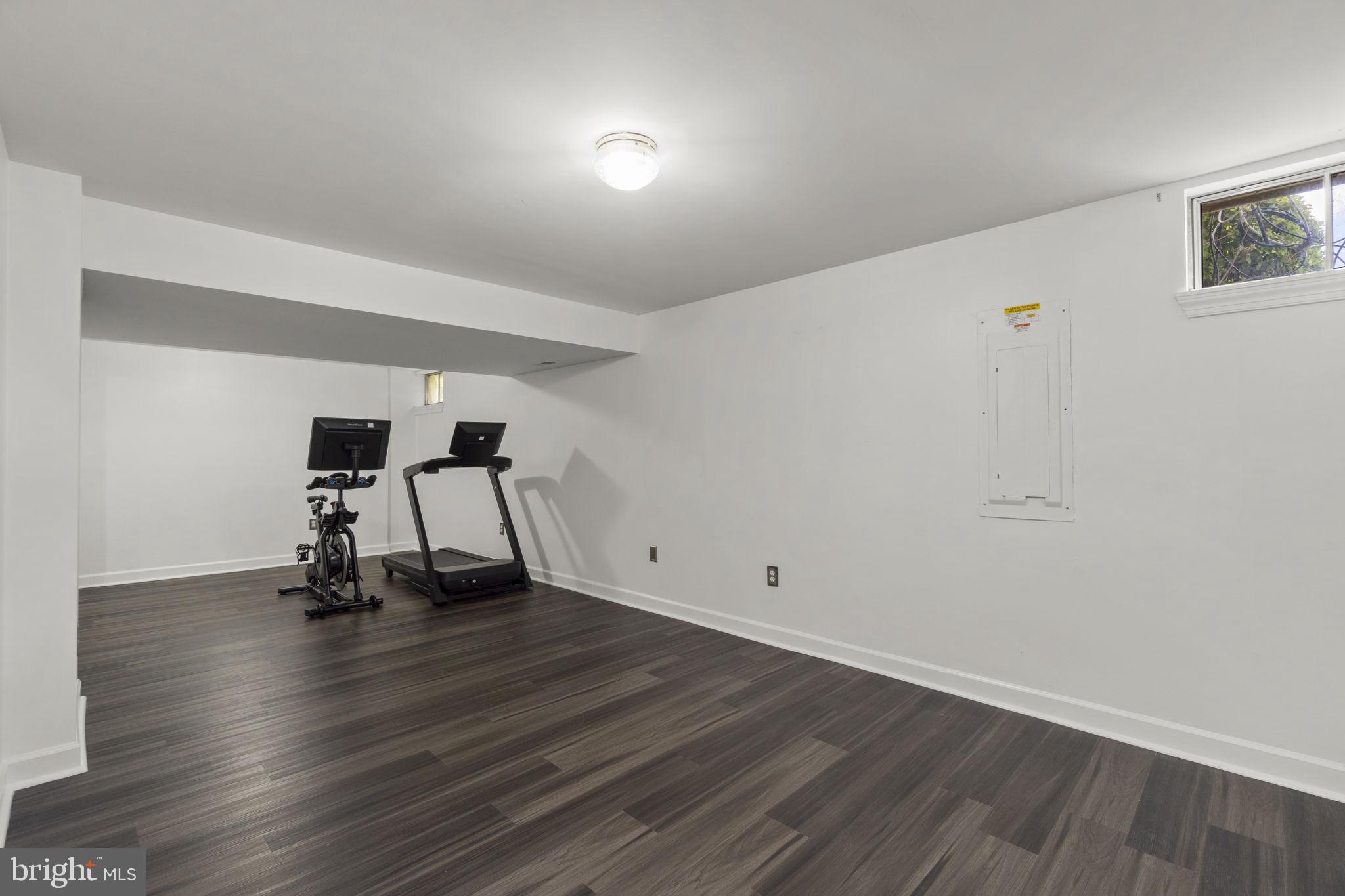 WORTHINGTON PARK - Residential