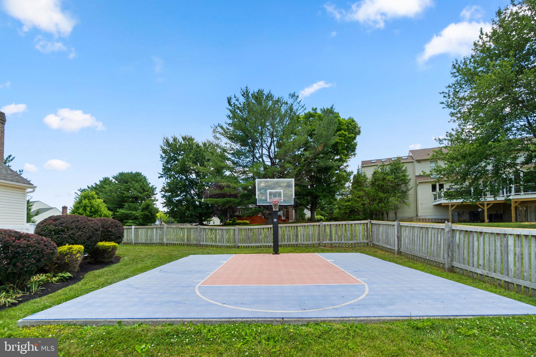 WORTHINGTON PARK - Residential