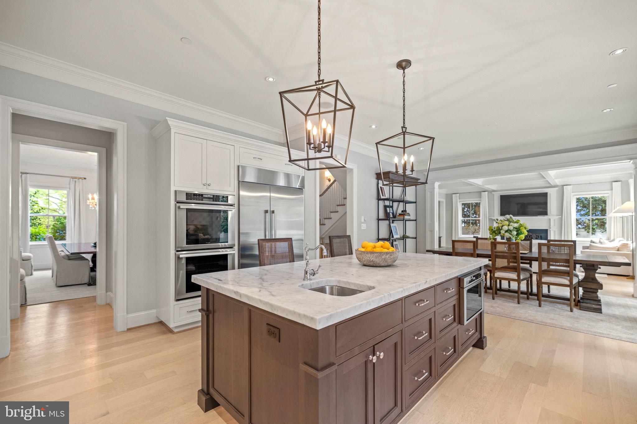 PHILLIPS PARK - Residential