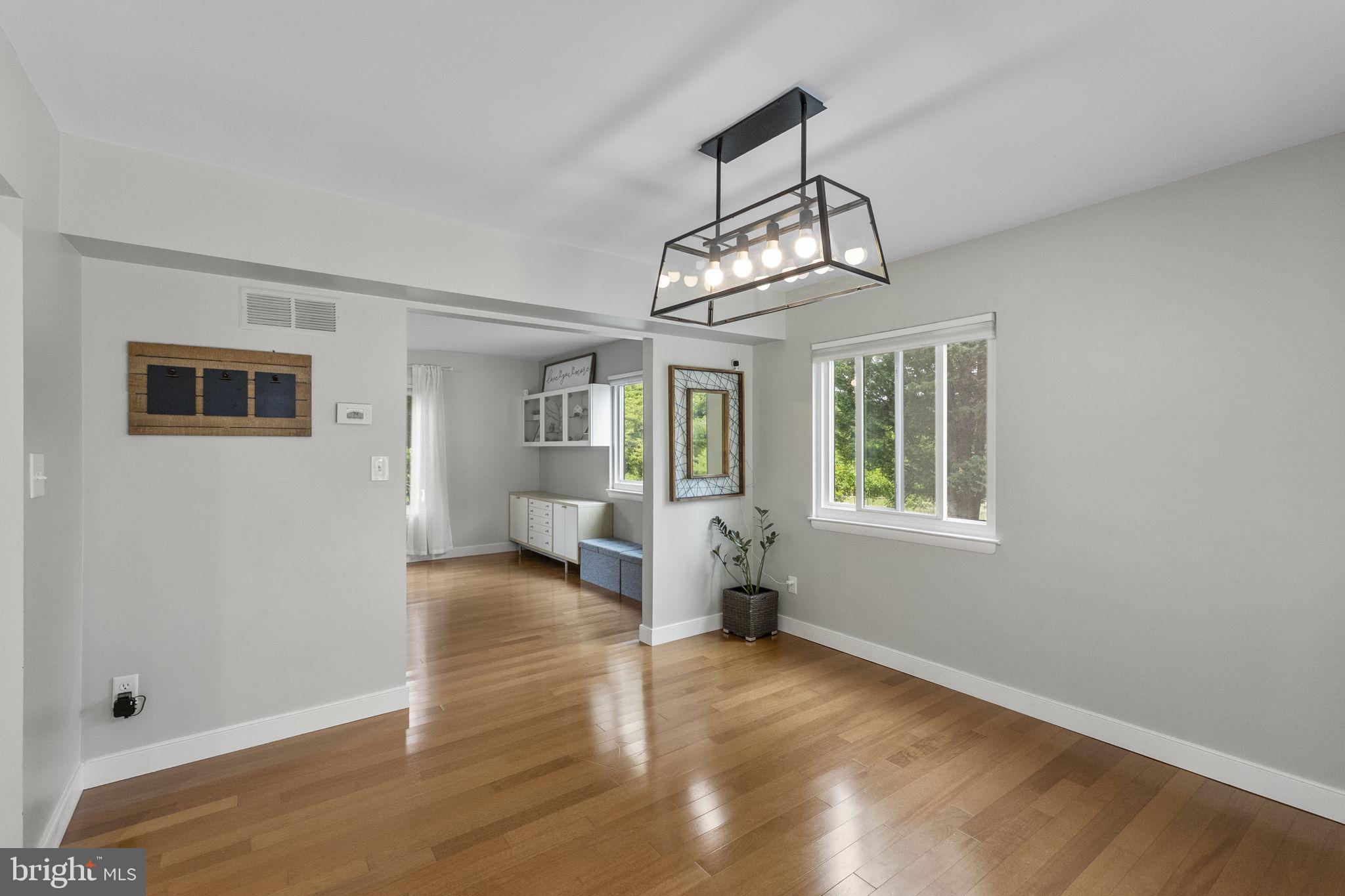 HIGHLAND LAKE - Residential