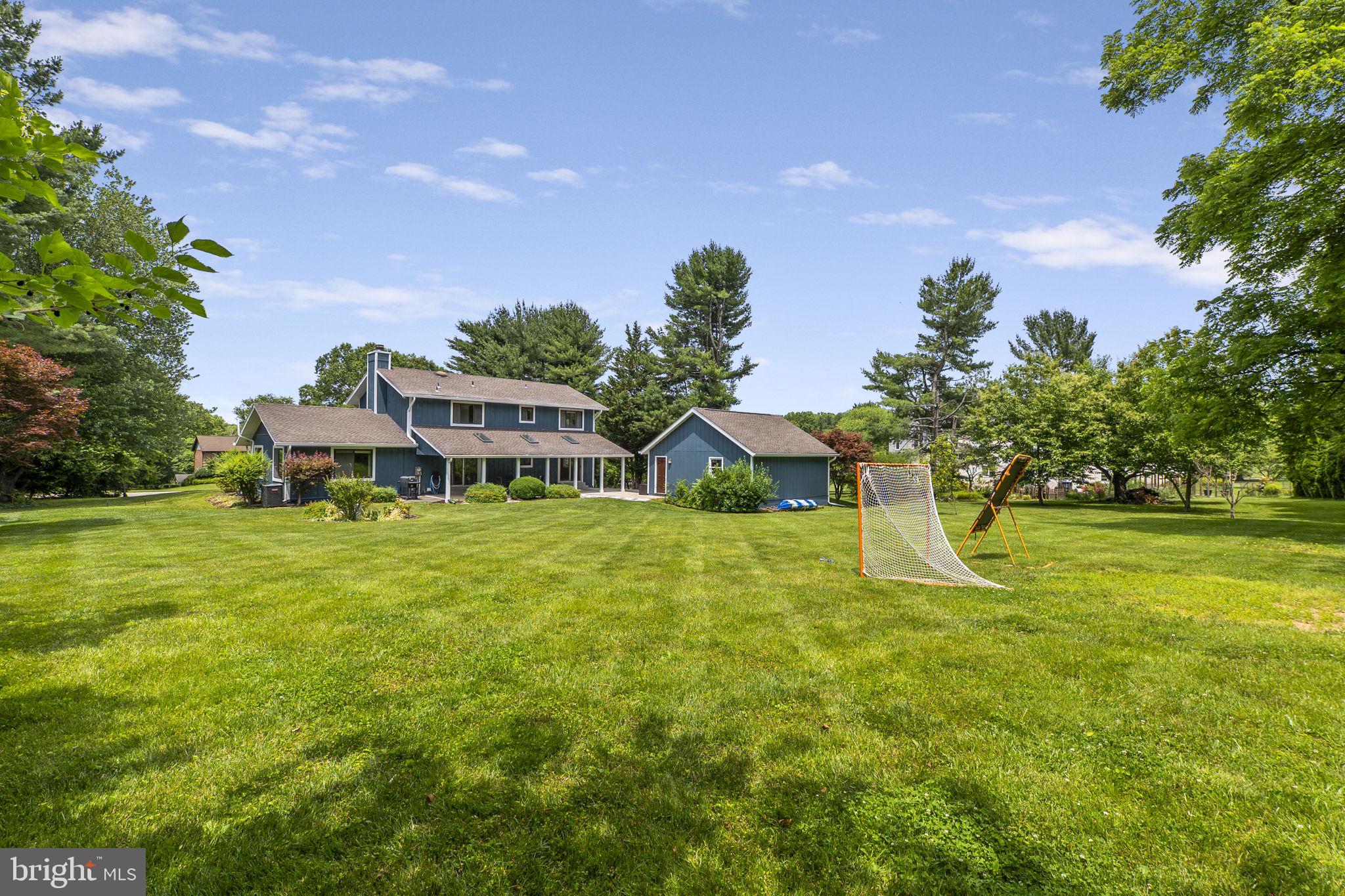 HIGHLAND LAKE - Residential
