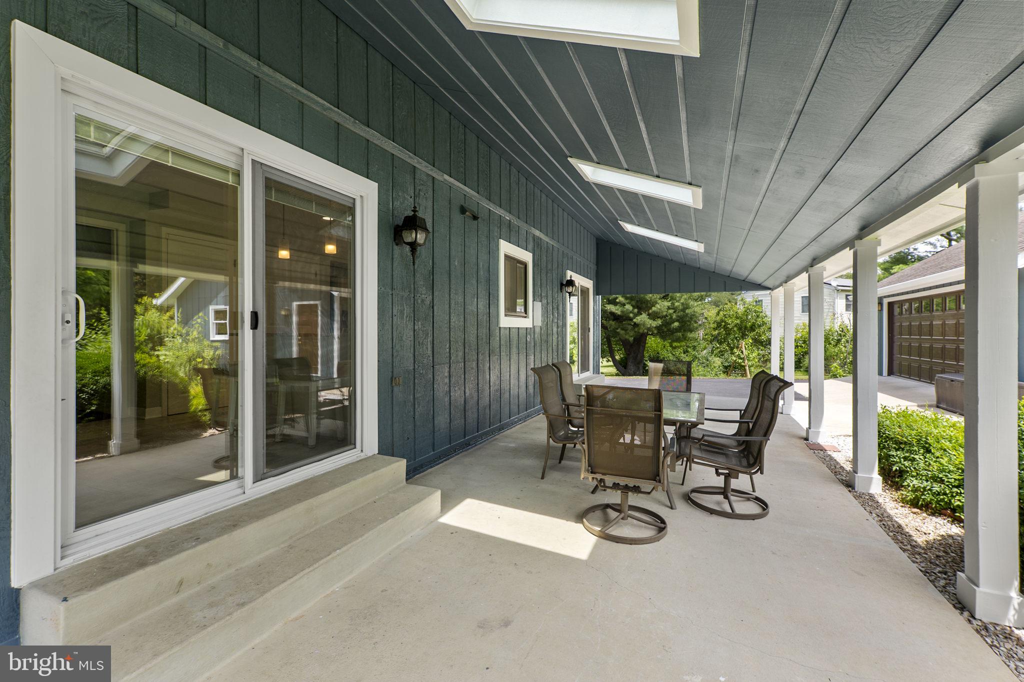 HIGHLAND LAKE - Residential