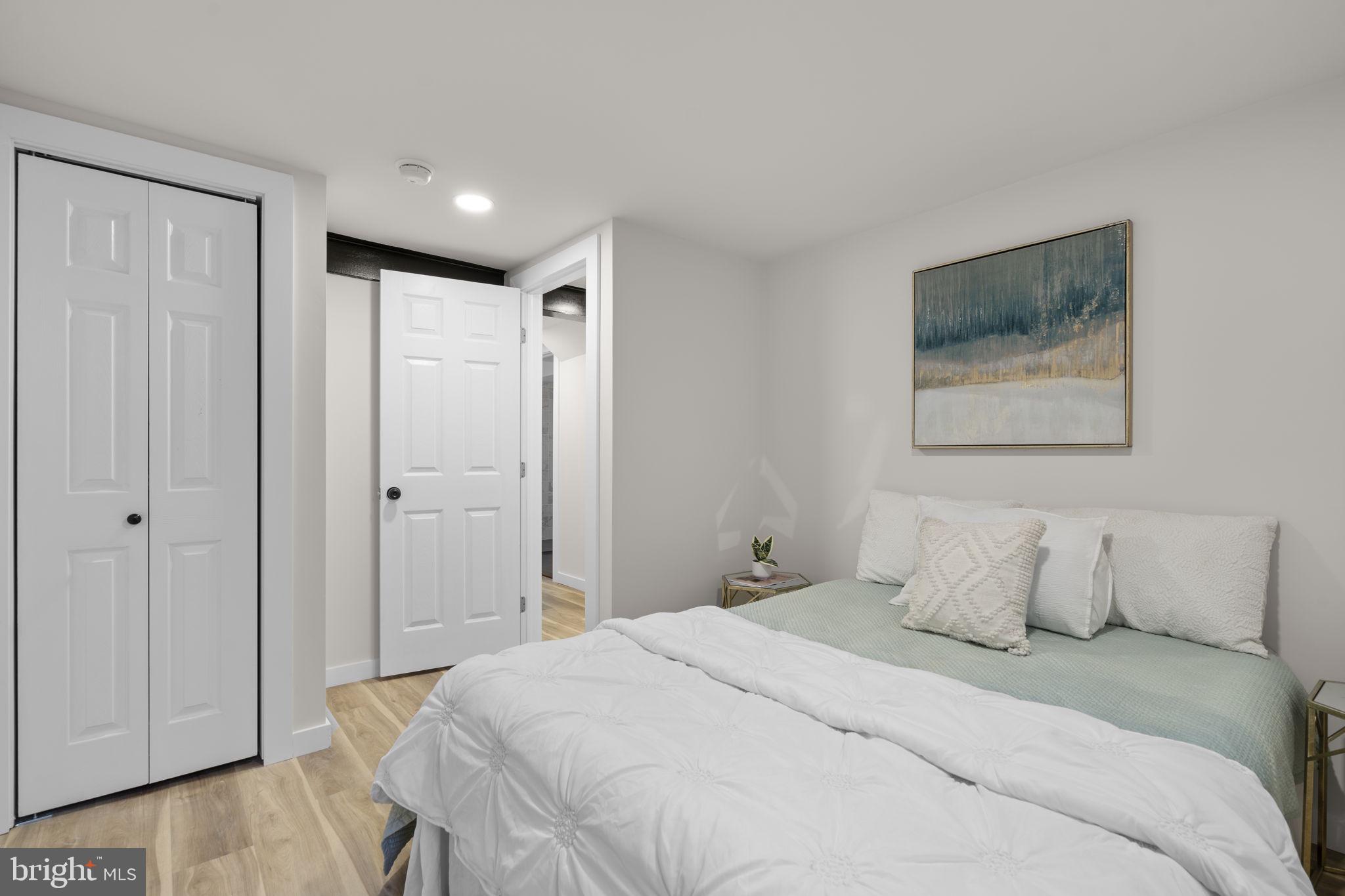 BROOKHAVEN - Residential