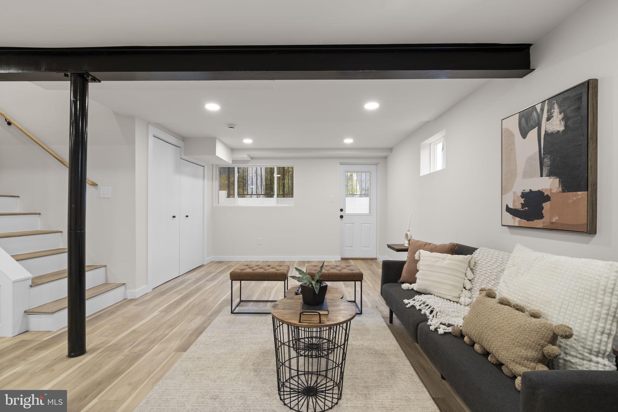 BROOKHAVEN - Residential