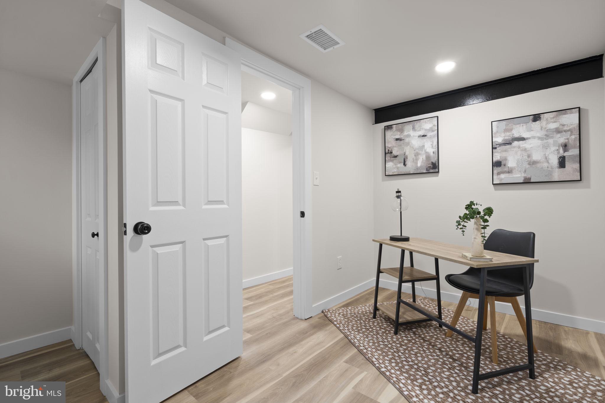 BROOKHAVEN - Residential