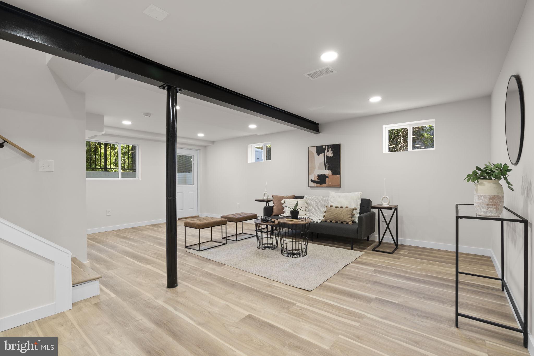BROOKHAVEN - Residential