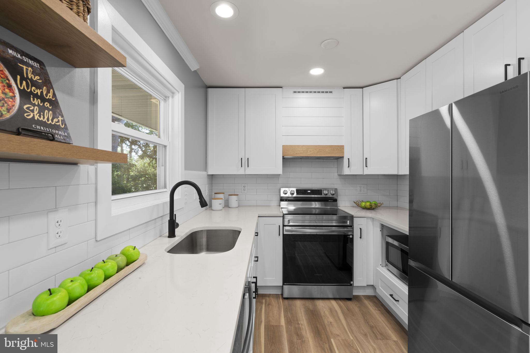 BROOKHAVEN - Residential