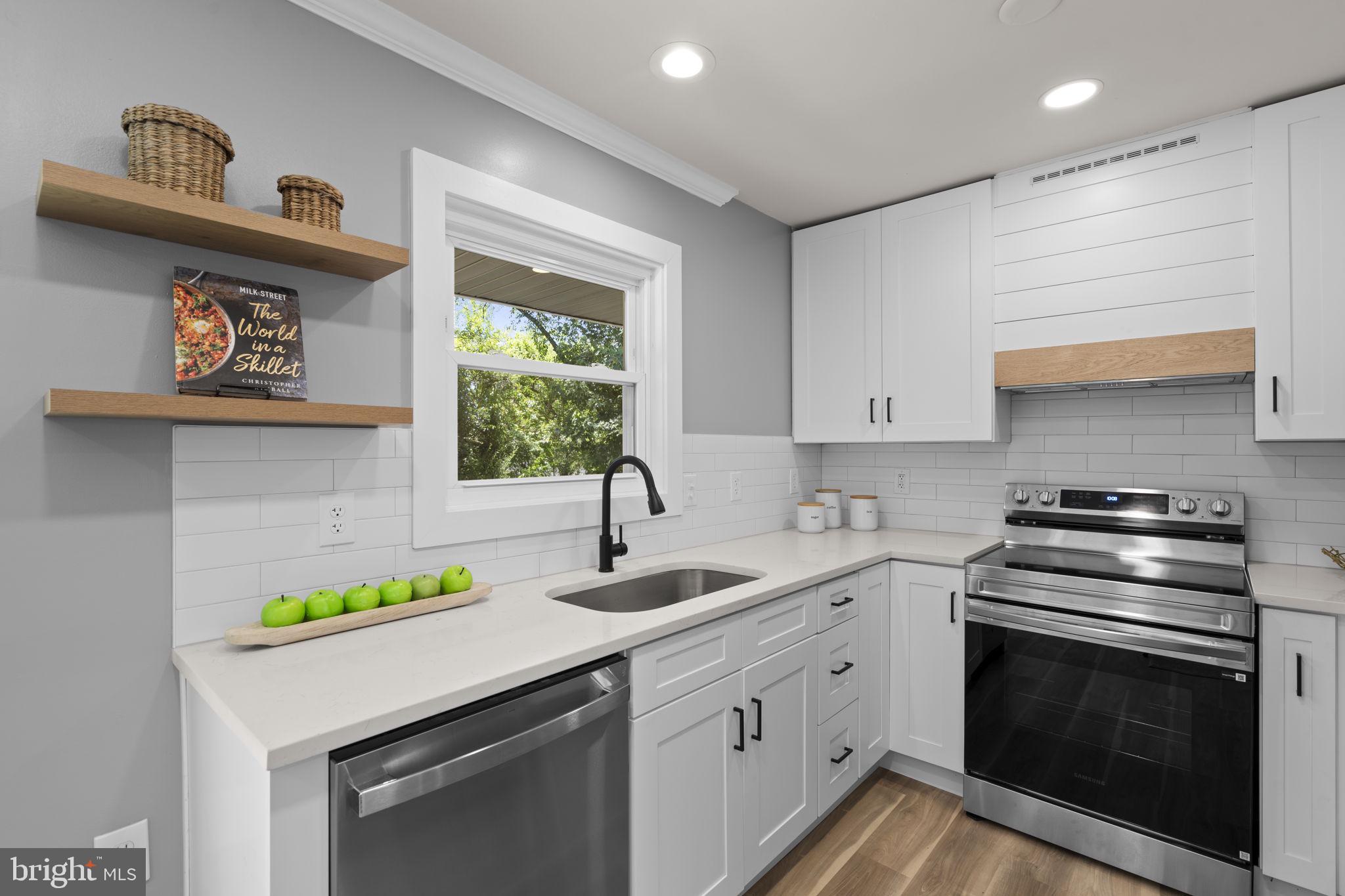 BROOKHAVEN - Residential