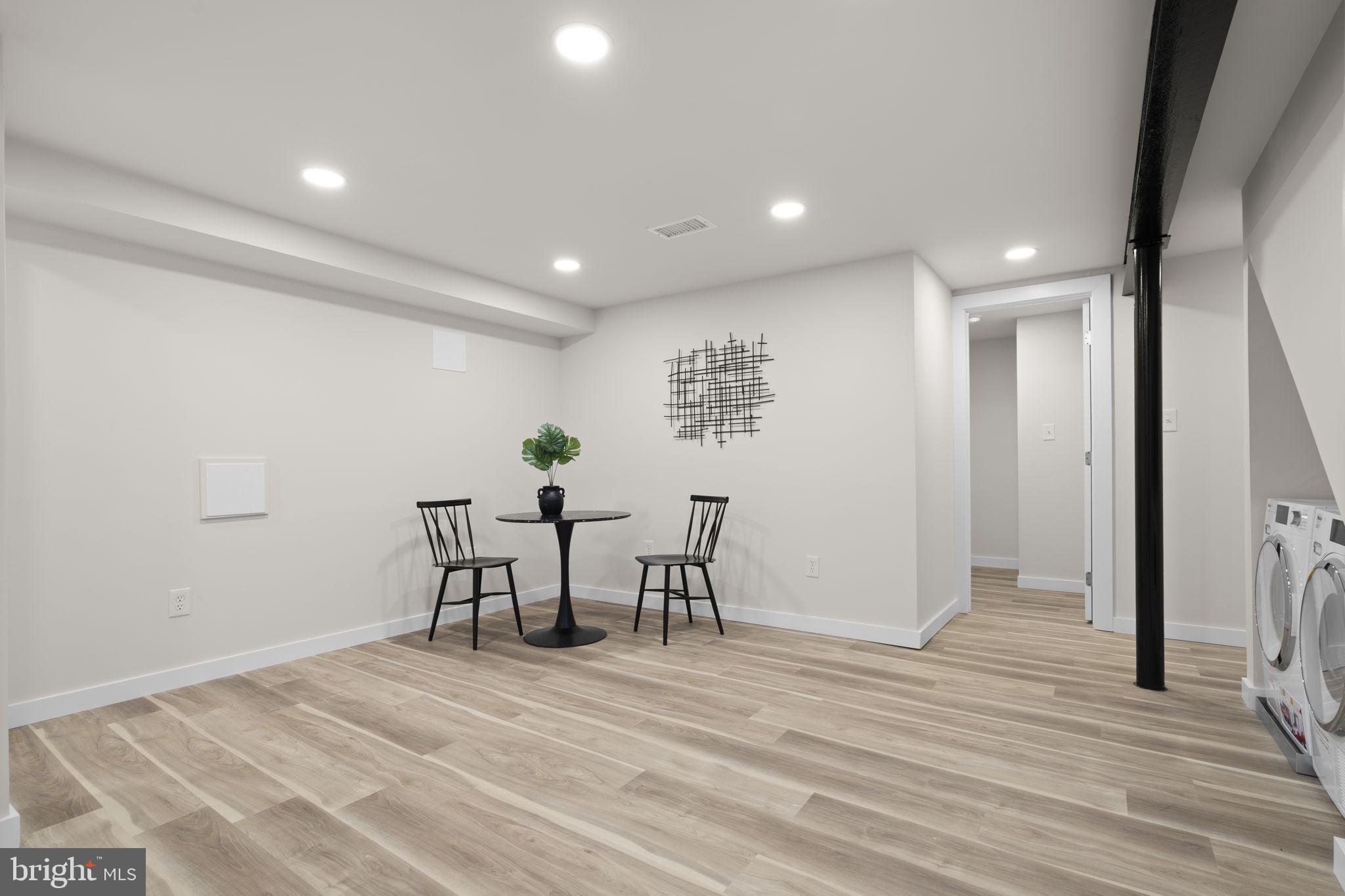 BROOKHAVEN - Residential