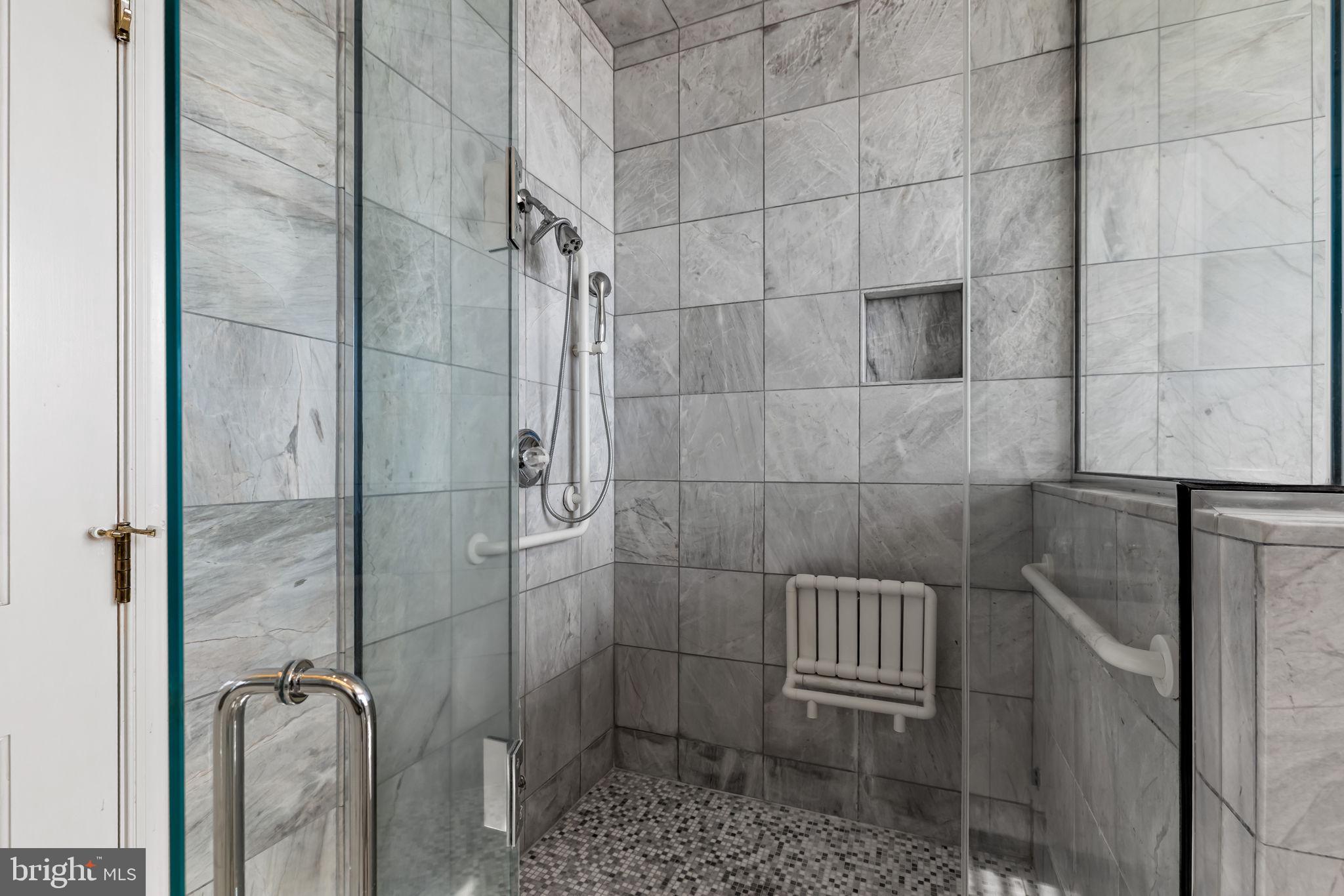 TUSCANY-CANTERBURY - Residential