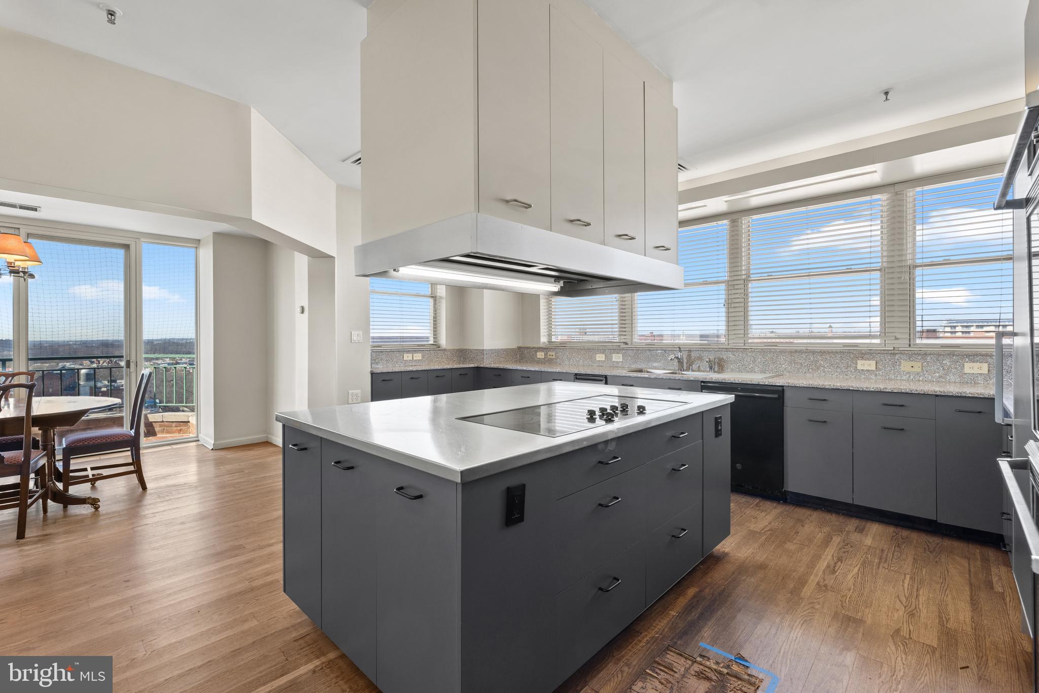 TUSCANY-CANTERBURY - Residential
