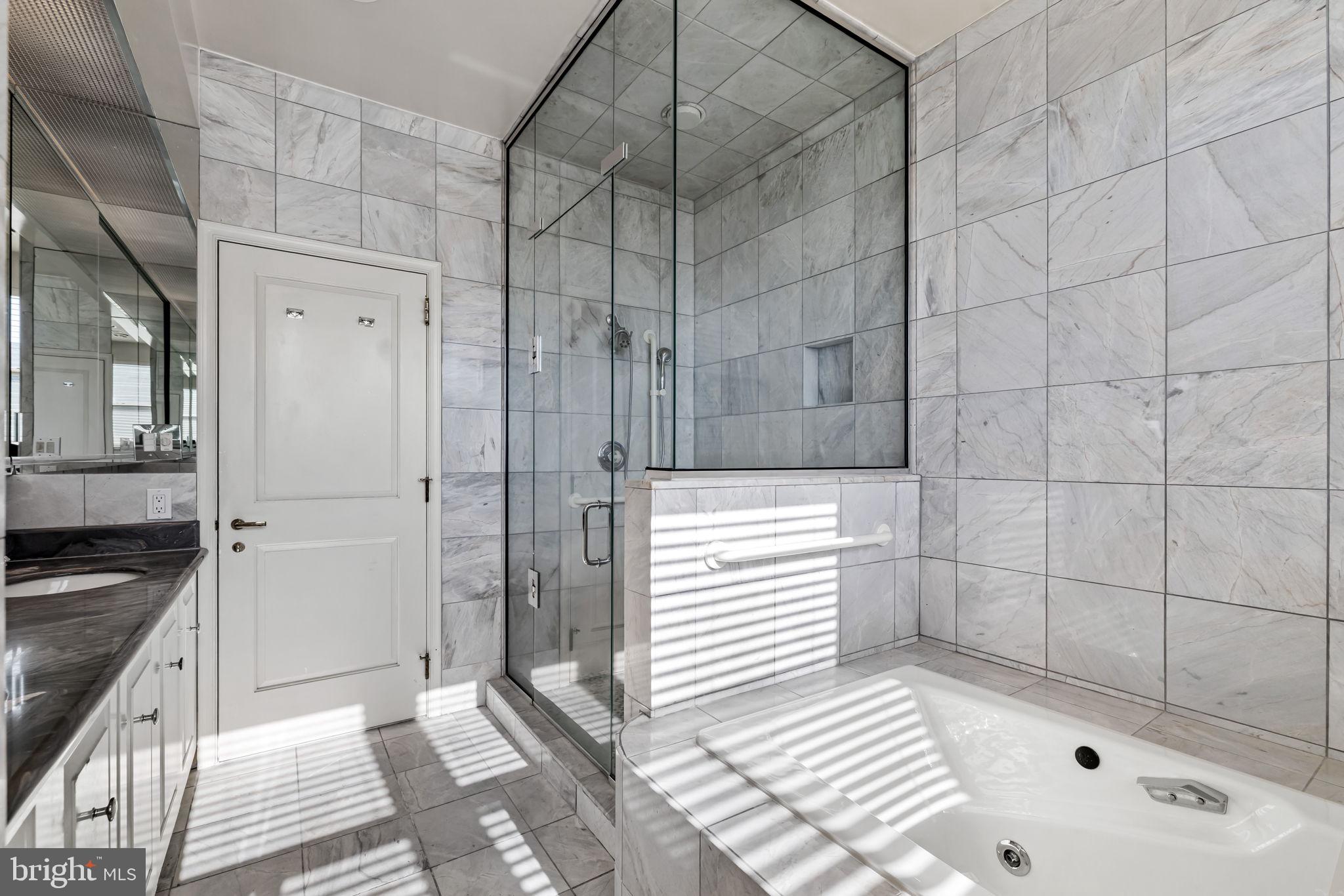 TUSCANY-CANTERBURY - Residential