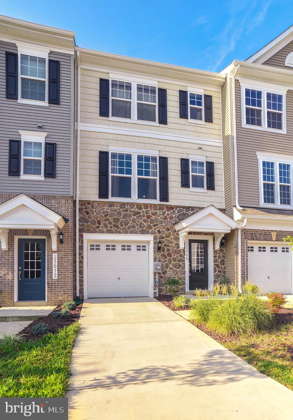 THIS LOVELY TOWNHOME IS READY AND GLOWING AND BACKS TO TREES!!! MAIN LEVEL HAS 1 CAR GARAGE, FAMILY ROOM/3RD BEDROOM AND FULL BATH. 2ND LEVEL FEATURES GENEROUS KITCHEN, DINING ROOM AND LIVING ROOM OPENING TO A BEAUTIFUL DECK OVERLOOKING THE WOODS. 3RD LEVEL HAS 2 MASTER SUITES.   ENJOY COMMUNITY POOL, TENNIS, BASKETBALL, REC CENTER, BALL FIELDS, JOGGING PATHS AND SO MUCH MORE IN ST MARY'S BEST LOVED NEIGHBORHOOD!!!  JUST MINUTES TO SHOPPING, DINING AND MOVIES! JUST A SHORE BIKE RIDGE TO EVERGREEN ELEMENTARY.  **To apply...https://listing2leasing.com/q.php?q=23066-mountain-laurel-lane-california-md-20619-s5zhnv**