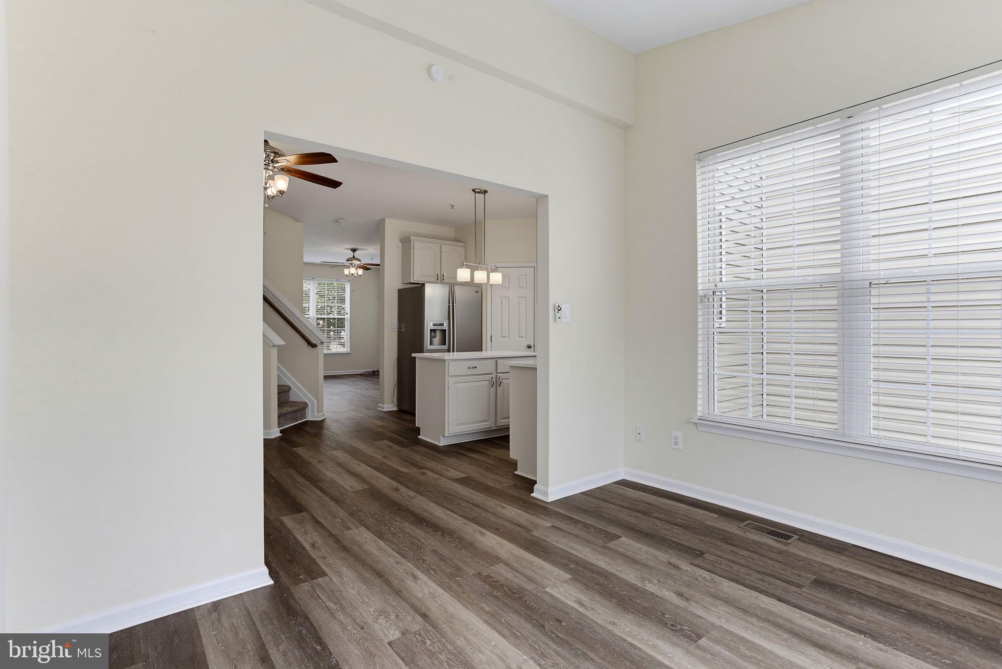HOLLY WOODS - Residential