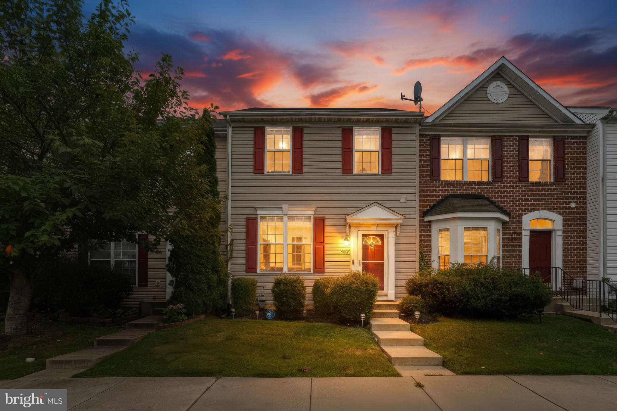 HOLLY WOODS - Residential