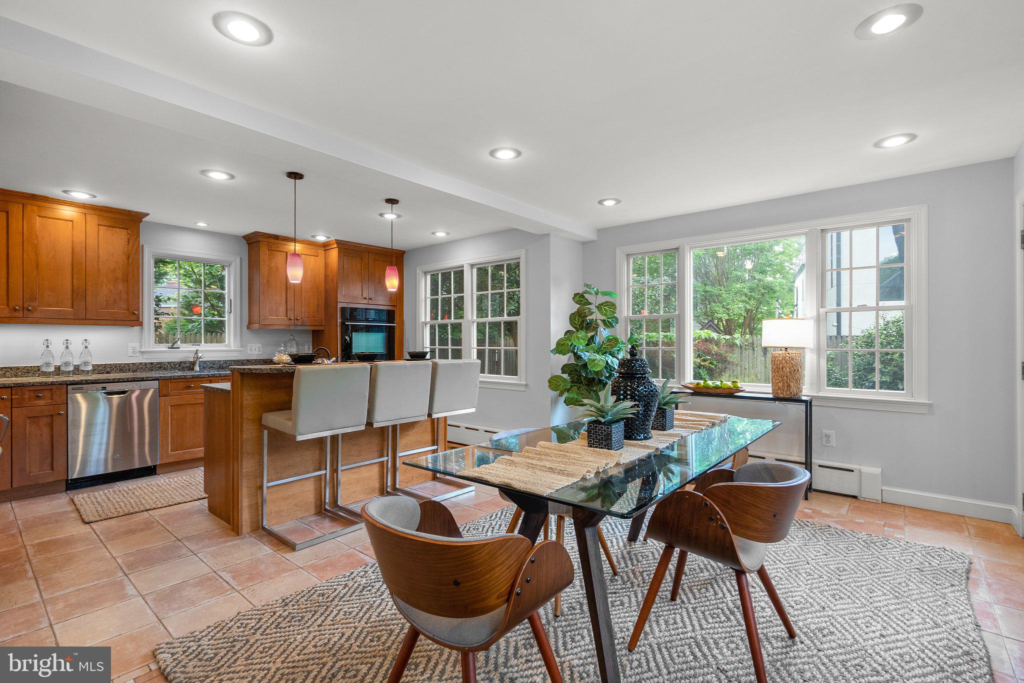 BRADLEY HILLS - Residential