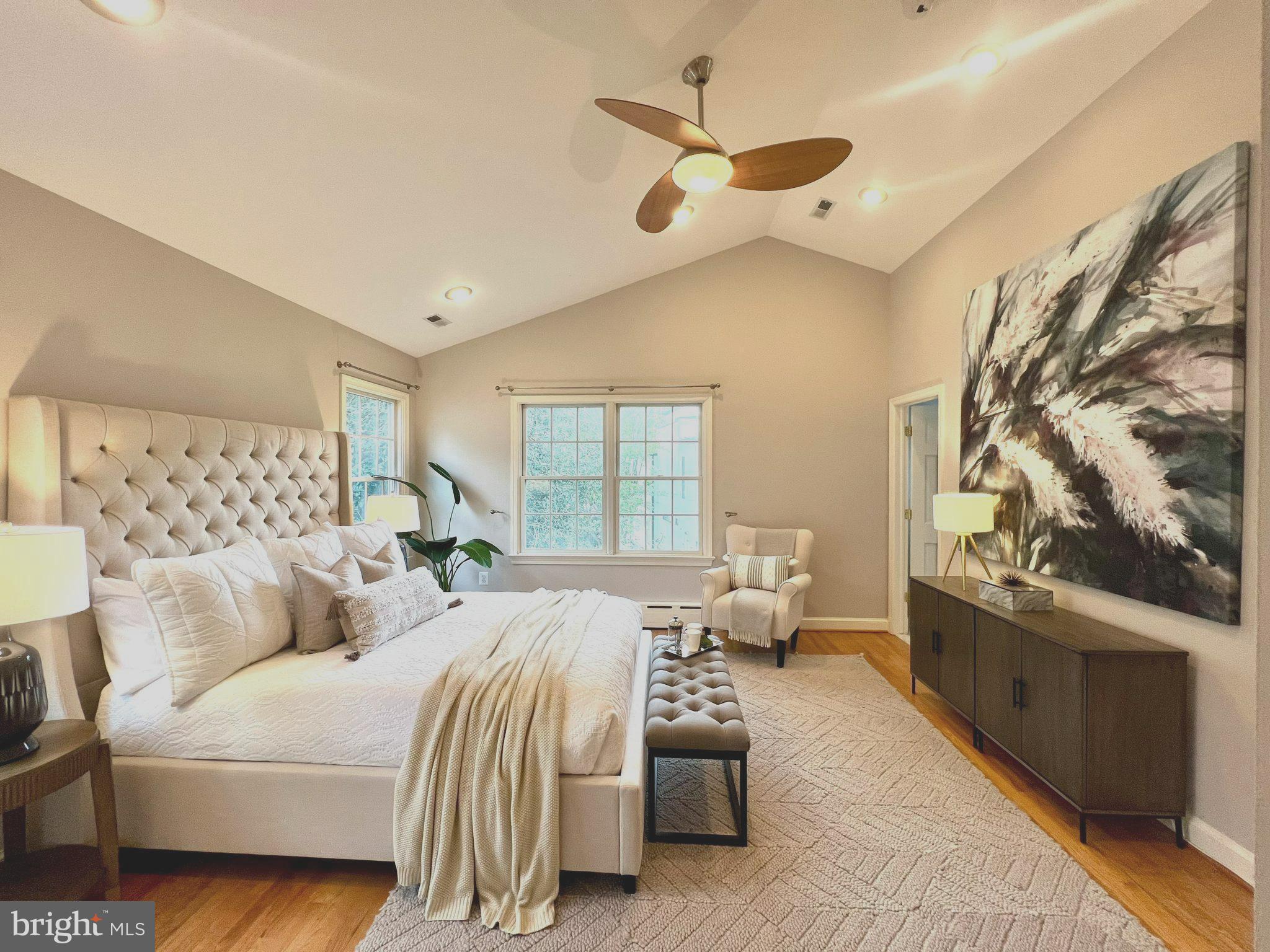 BRADLEY HILLS - Residential