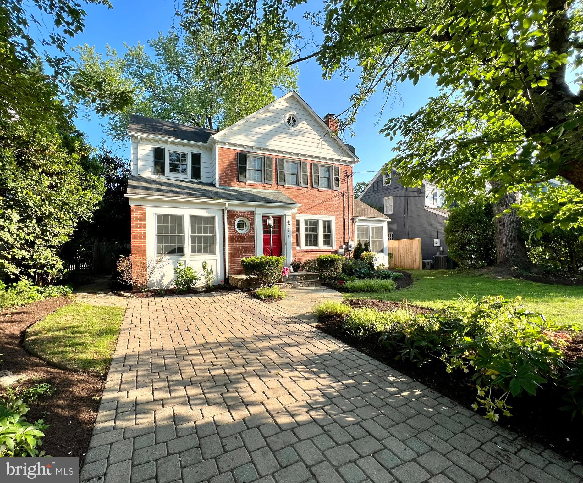 BRADLEY HILLS - Residential