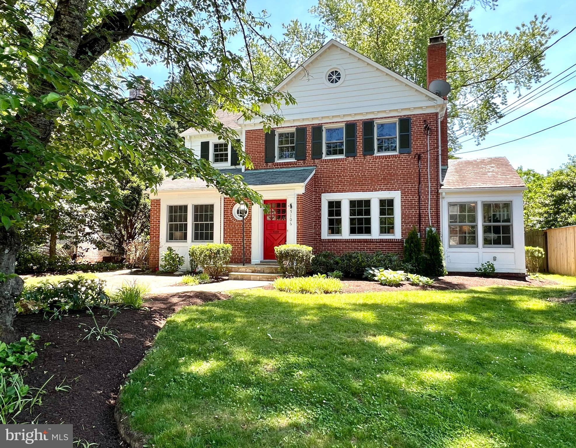 BRADLEY HILLS - Residential