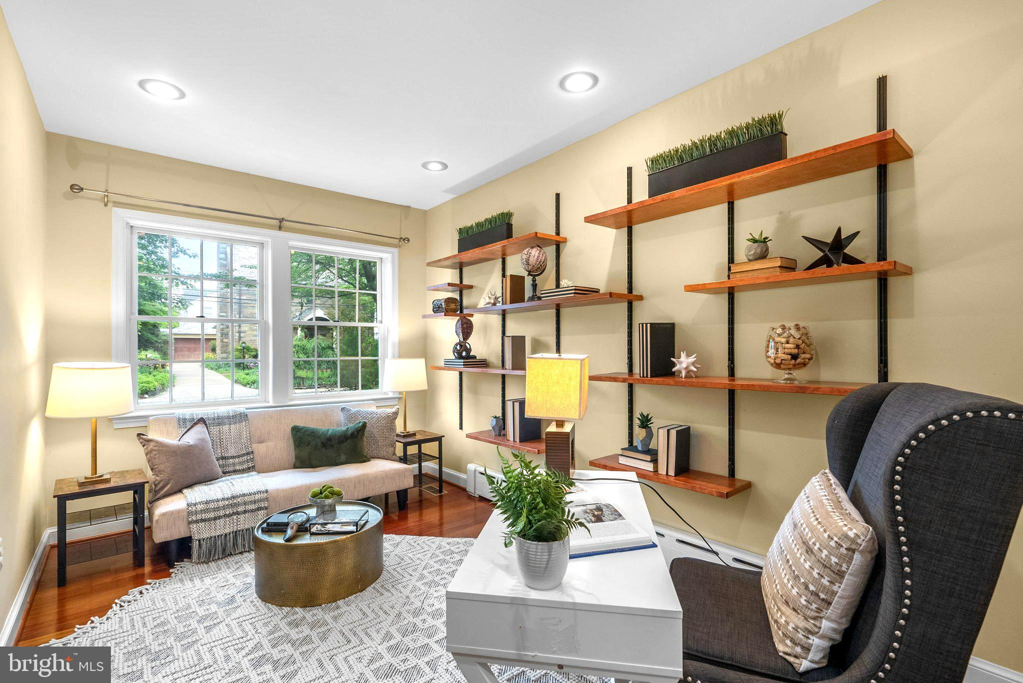 BRADLEY HILLS - Residential