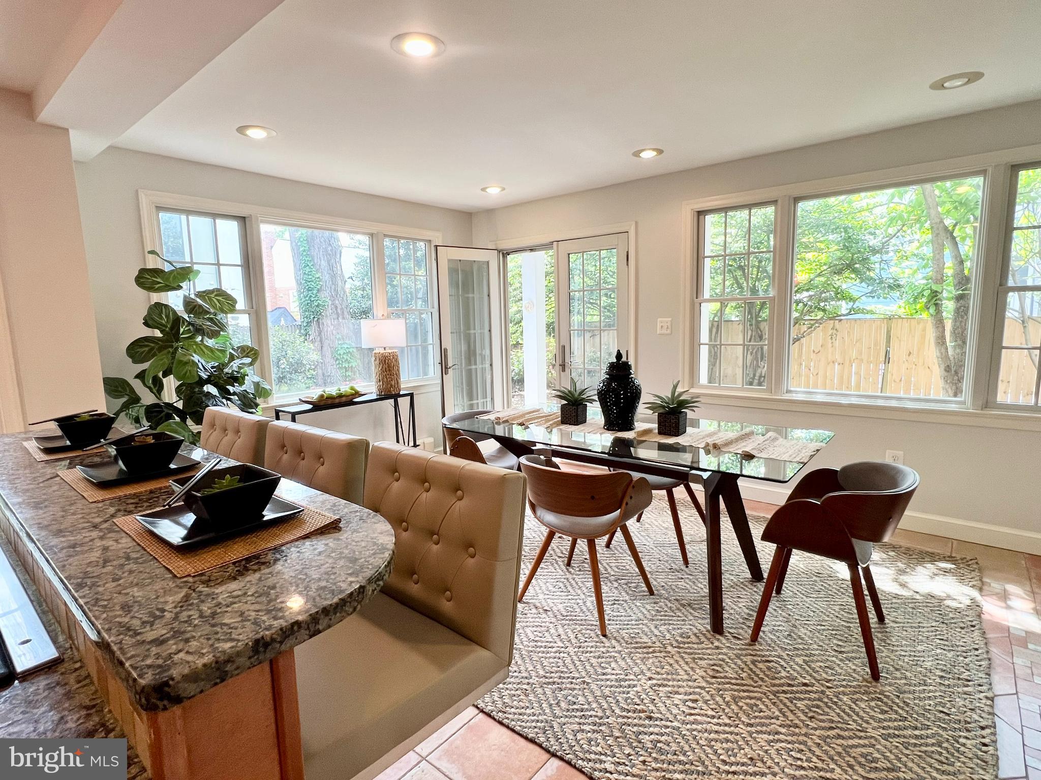 BRADLEY HILLS - Residential