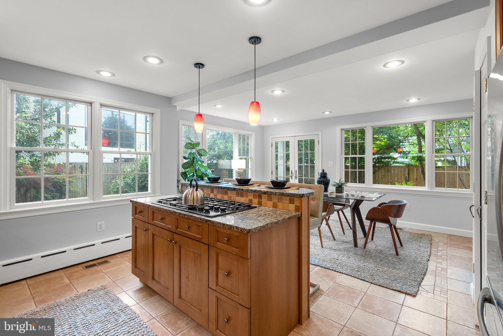 BRADLEY HILLS - Residential