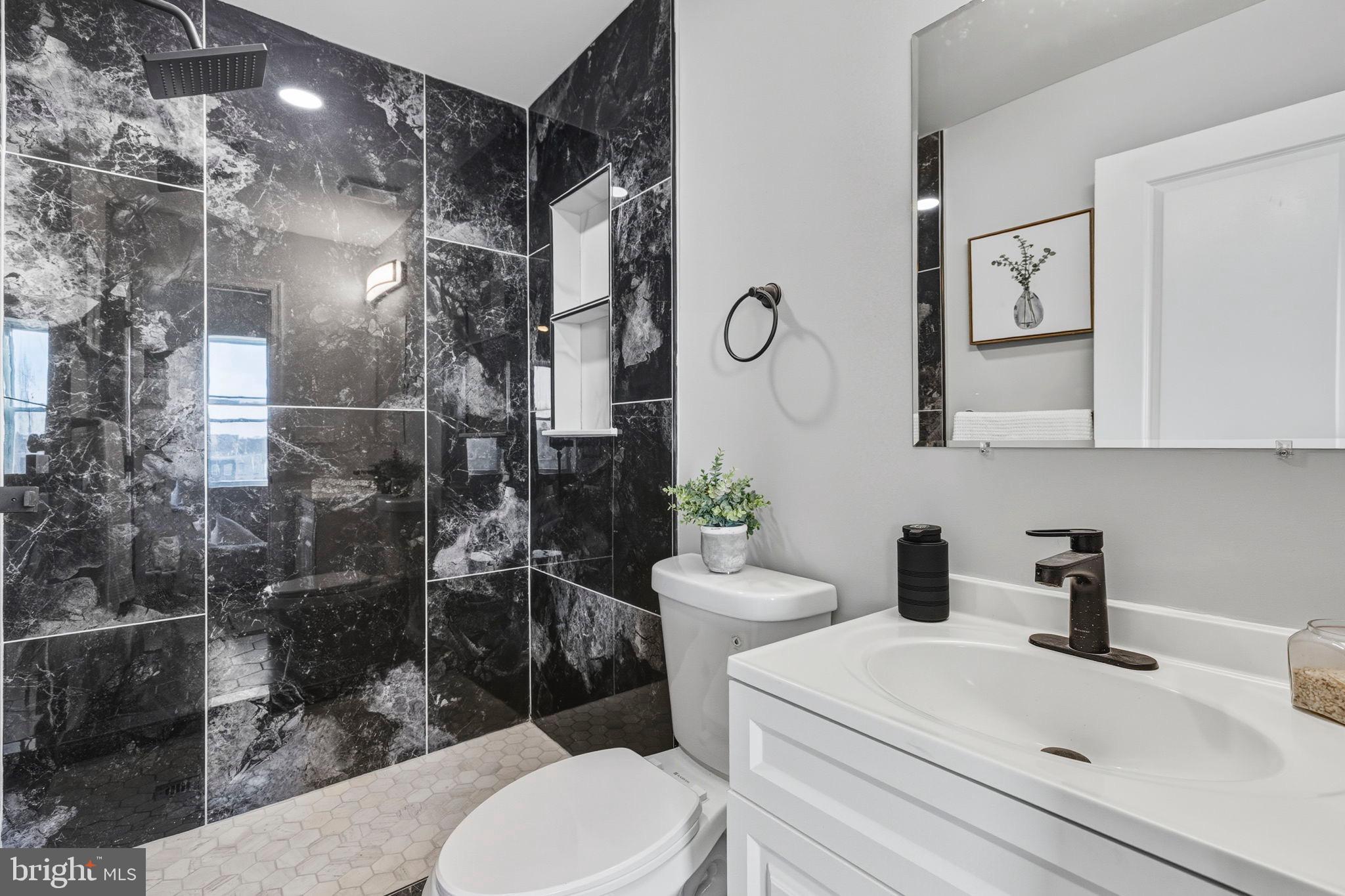 BROADWAY EAST - Residential