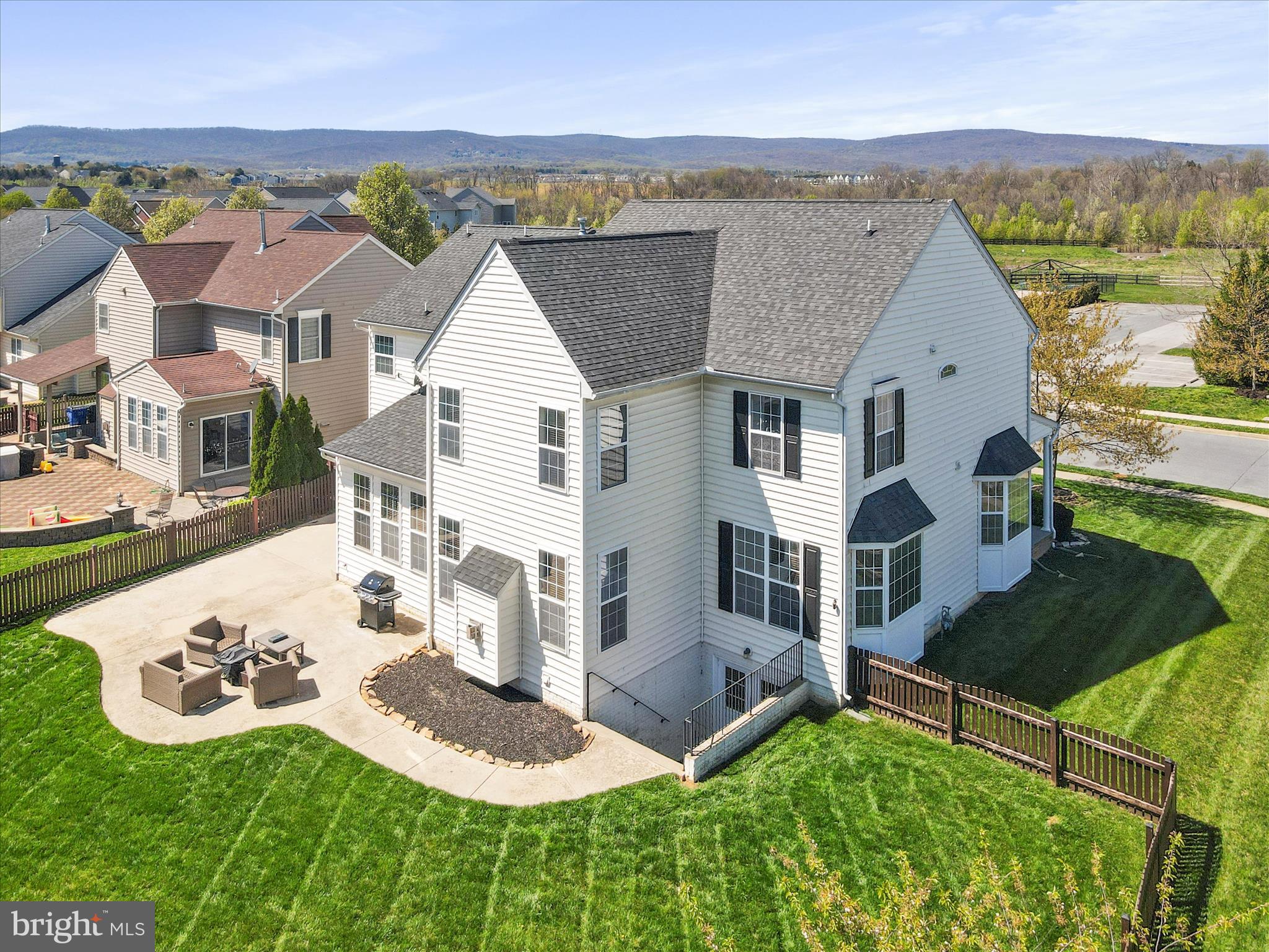 CLOVER RIDGE - Residential