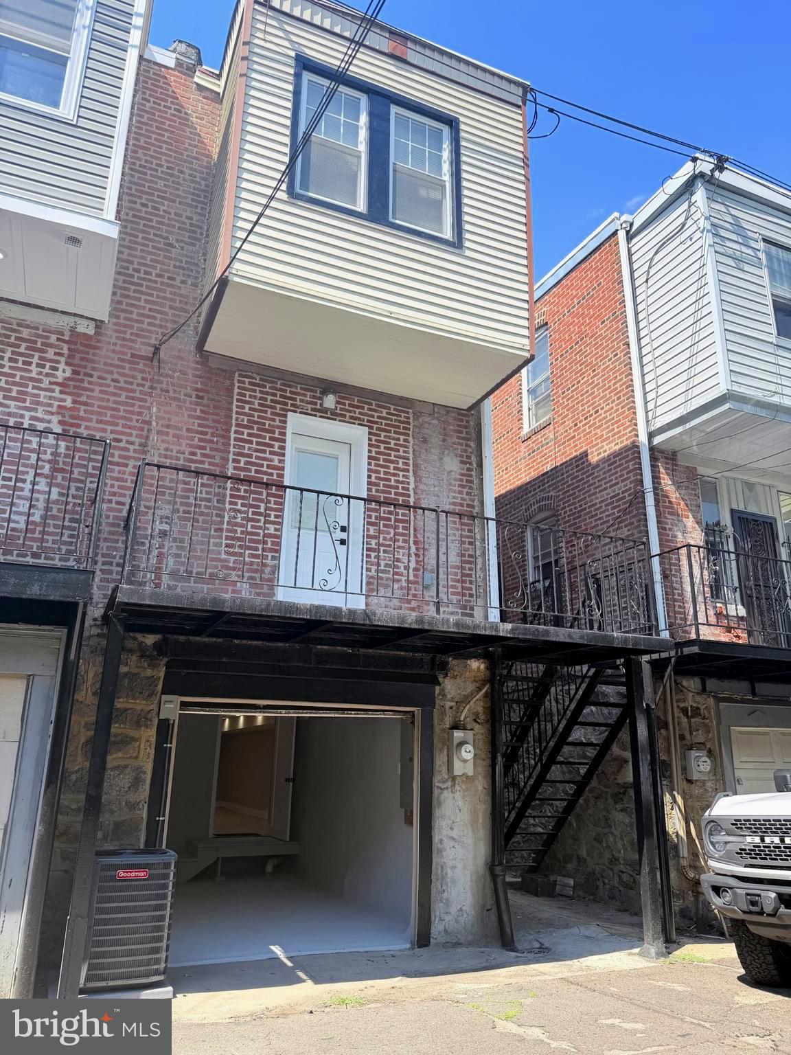 PHILADELPHIA (WEST) - Residential